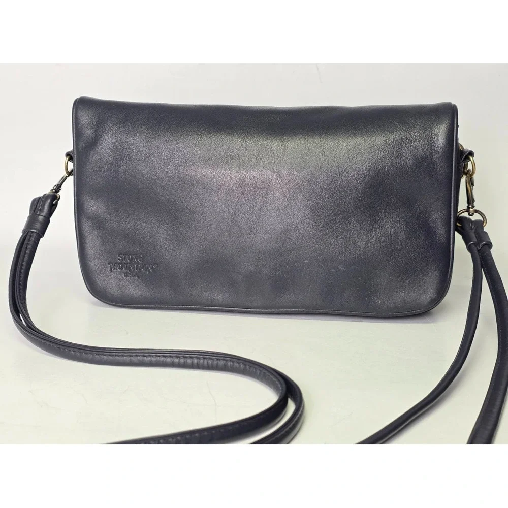 Stone Mountain Women's Purse Handbag Bag Navy Leather Pockets Zip Close